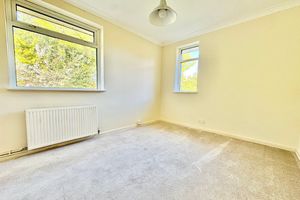 Bedroom- click for photo gallery